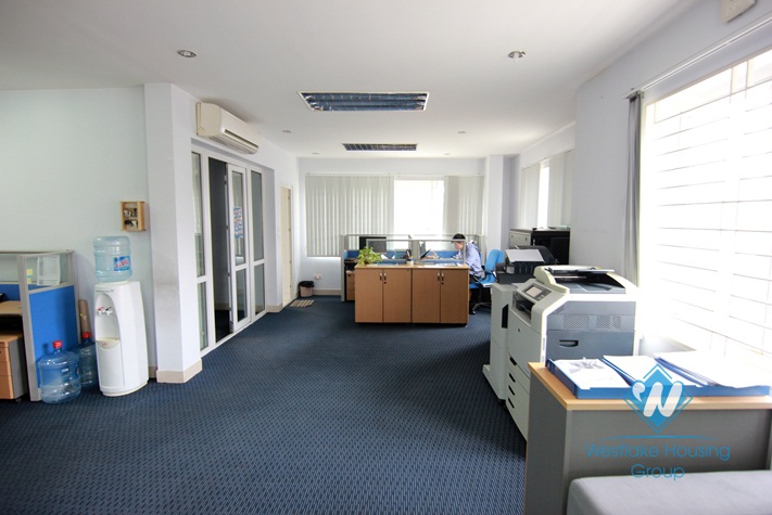 Beautiful House-office for rent in Tay Ho area, Ha Noi city 